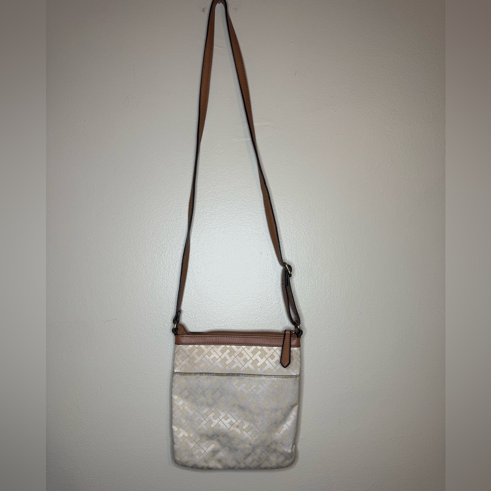 Tommy‎ Hilfiger Cream & Brown Crossbody Bag with Logo Plaque - Picture 6 of 6